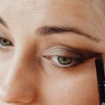 Ekspresowy glow w 5 minut: poranny makijaż dla zabieganych