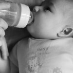 Ręczny czy elektryczny? Wybierz laktator bez stresu — praktyczny przewodnik młodej mamy